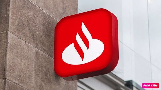 Banco Santander y Holaluz se alían para liderar la instalación de placas solares en España